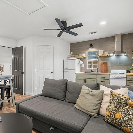 New! The Yellow Door- Downtown Wimberley W/ River Access Exterior foto