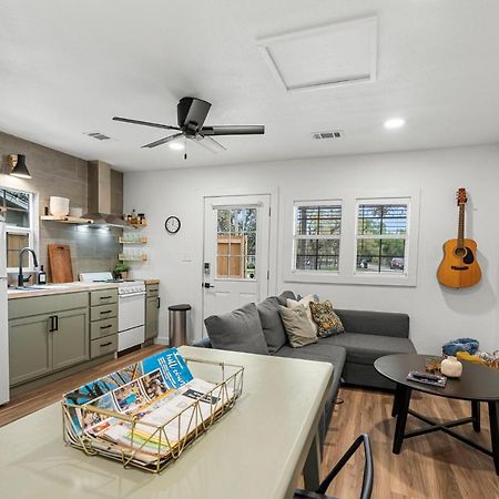 New! The Yellow Door- Downtown Wimberley W/ River Access Exterior foto