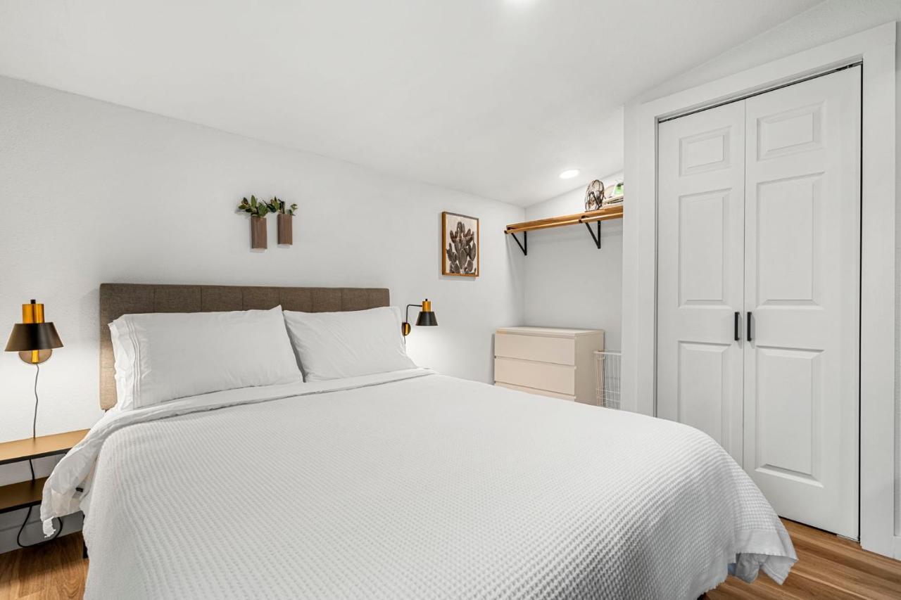 New! The Yellow Door- Downtown Wimberley W/ River Access Exterior foto