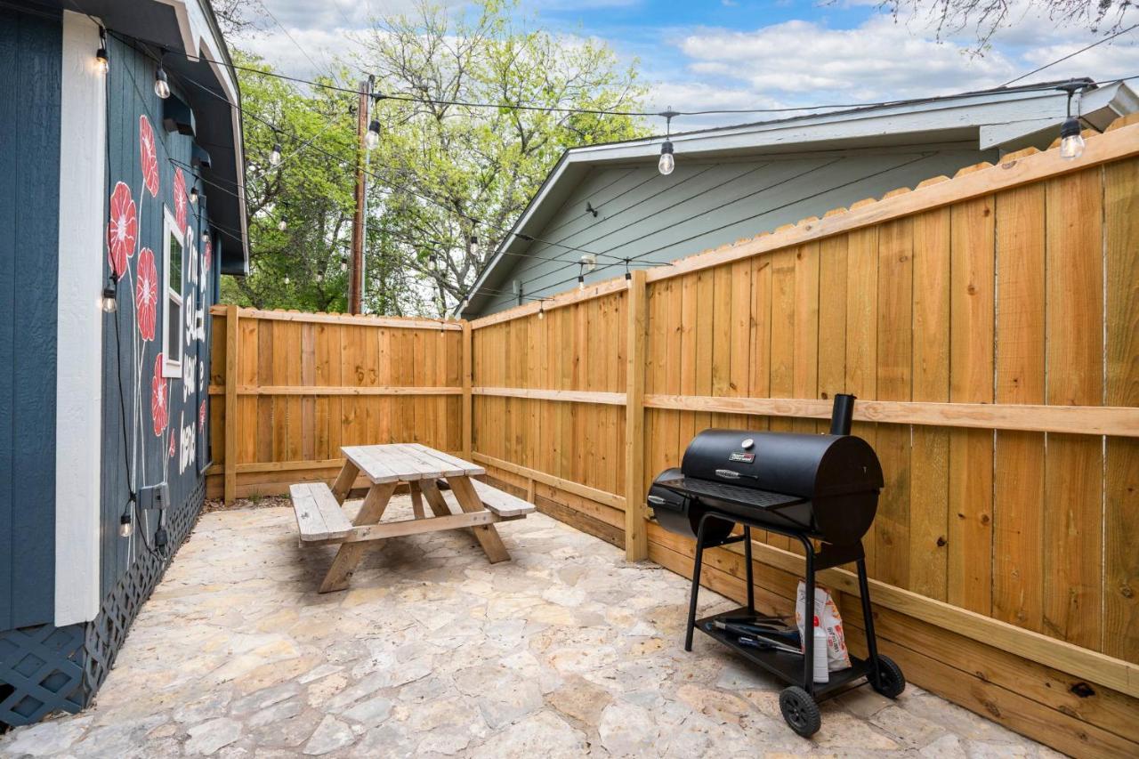 New! The Yellow Door- Downtown Wimberley W/ River Access Exterior foto