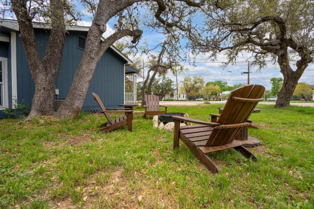 New! The Yellow Door- Downtown Wimberley W/ River Access Exterior foto