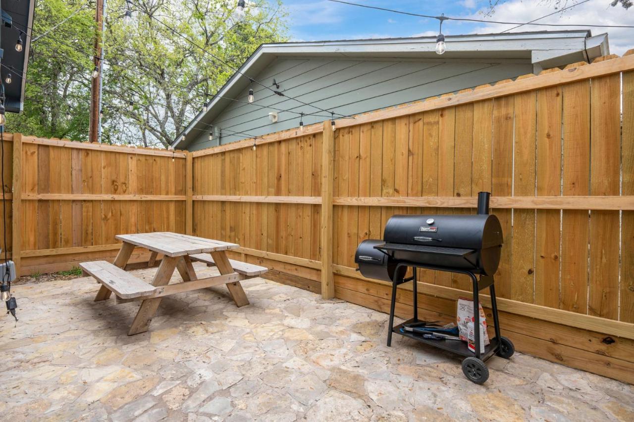 New! The Yellow Door- Downtown Wimberley W/ River Access Exterior foto